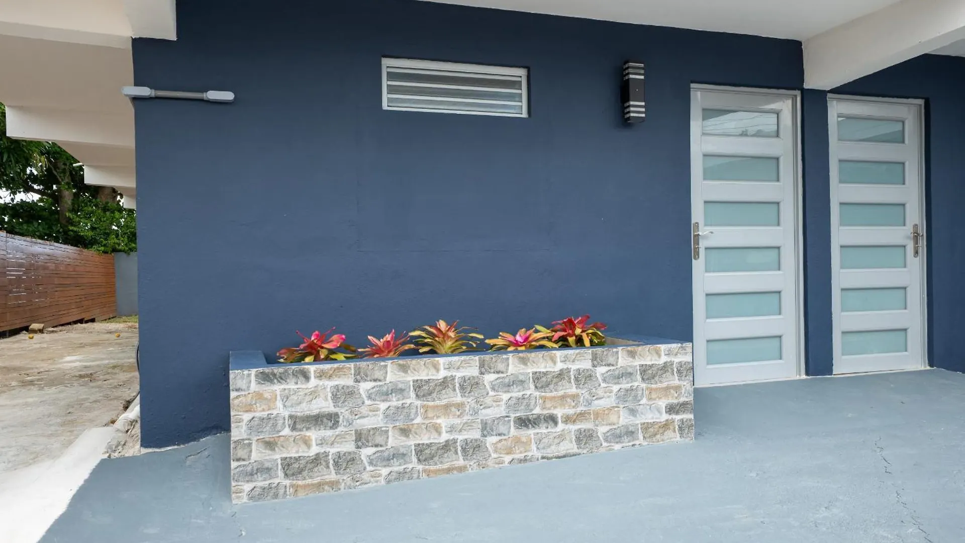 アパート Oceanfront Retreat W- Terrace, Direct Access To Beach & Bbq マヤグエス
